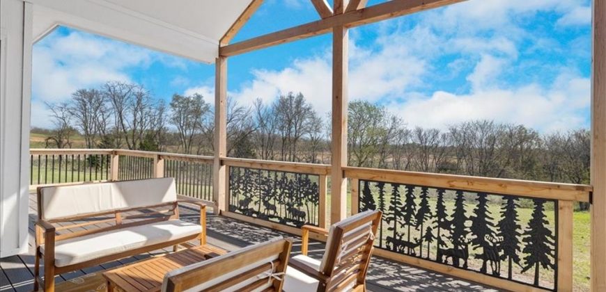 Homes for Sale in Smithville, MO 64089 | 709  Apache Court