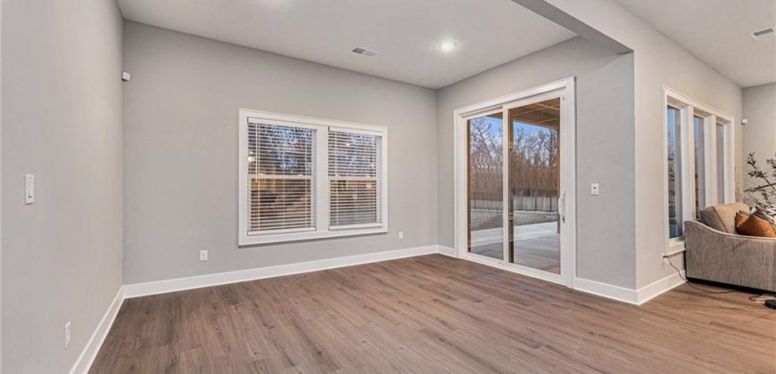 Homes for Sale in Kansas City, MO 64157 | 8689 NE Shoal Creek Valley Drive
