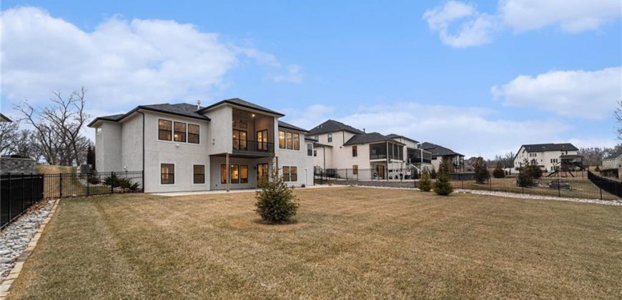 Homes for Sale in Kansas City, MO 64157 | 8689 NE Shoal Creek Valley Drive
