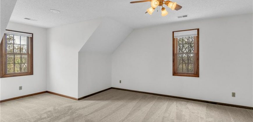 Homes for Sale in Smithville, MO 64089 | 306  HILLCREST Street