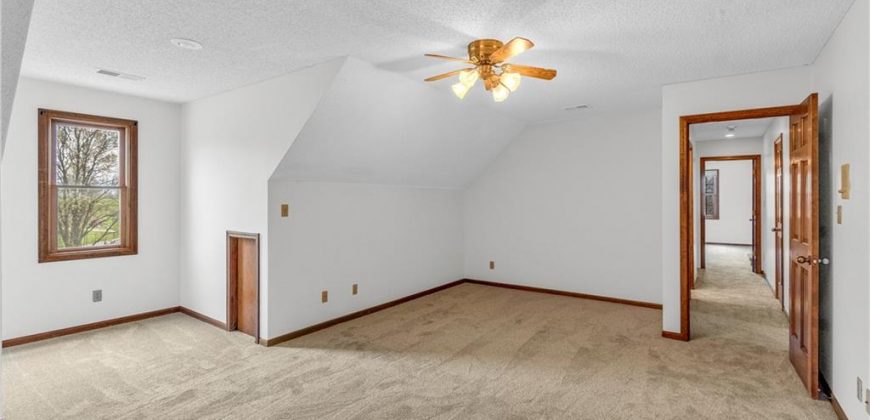 Homes for Sale in Smithville, MO 64089 | 306  HILLCREST Street