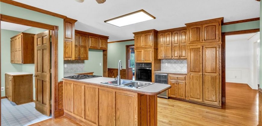 Homes for Sale in Smithville, MO 64089 | 306  HILLCREST Street