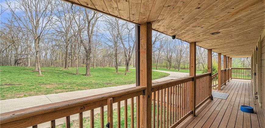 Homes for Sale in Smithville, MO 64089 | 4623  Whispering Oaks Lane