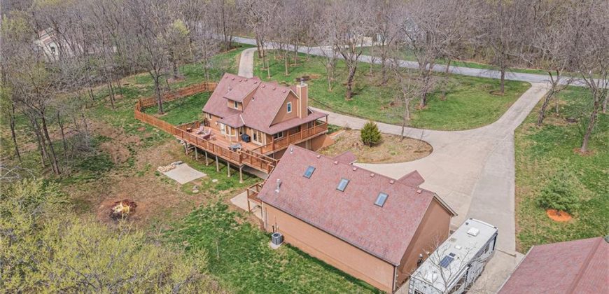 Homes for Sale in Smithville, MO 64089 | 4623  Whispering Oaks Lane