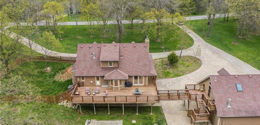 Homes for Sale in Smithville, MO 64089 | 4623  Whispering Oaks Lane