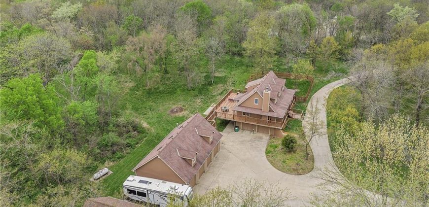Homes for Sale in Smithville, MO 64089 | 4623  Whispering Oaks Lane
