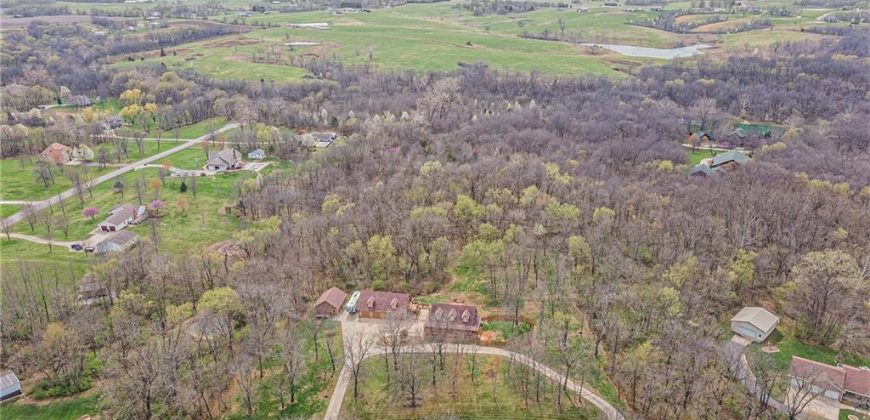 Homes for Sale in Smithville, MO 64089 | 4623  Whispering Oaks Lane