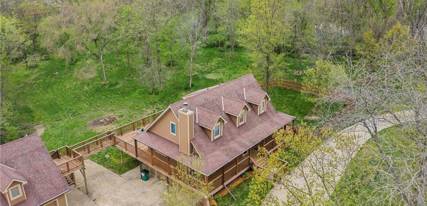 Homes for Sale in Smithville, MO 64089 | 4623  Whispering Oaks Lane