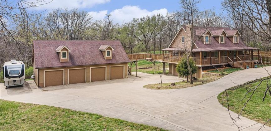 Homes for Sale in Smithville, MO 64089 | 4623  Whispering Oaks Lane