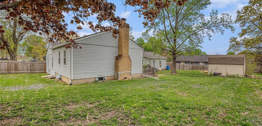 Homes for Sale in Pleasant Valley, MO 64068 | 7005  Fulton Road