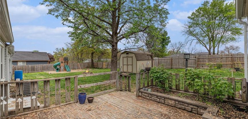 Homes for Sale in Pleasant Valley, MO 64068 | 7005  Fulton Road