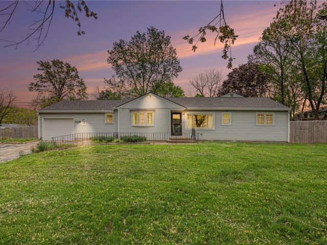 Homes for Sale in Pleasant Valley, MO 64068 | 7005  Fulton Road
