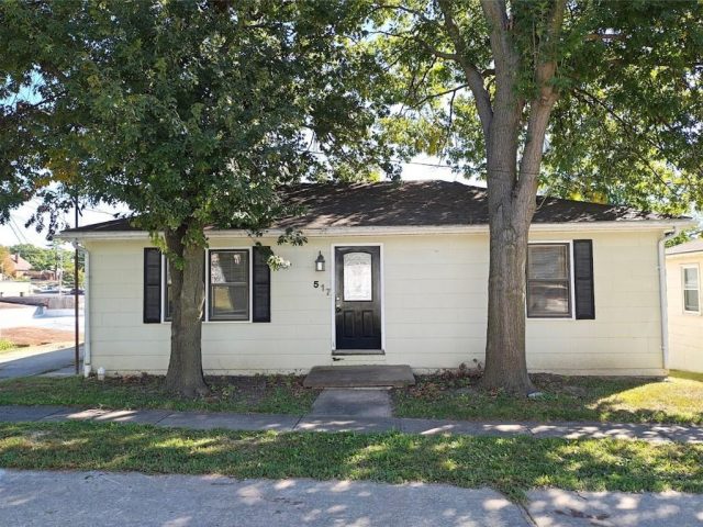 Homes for Sale in Platte City, MO 64079 | 517  1st Street
