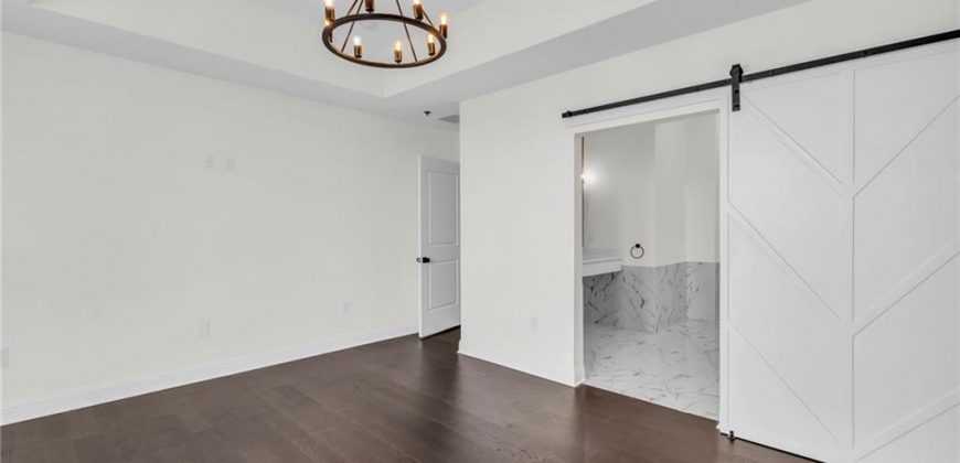 Homes for Sale in Kansas City, MO 64116 | 3810 N Mulberry Drive, Unit#301