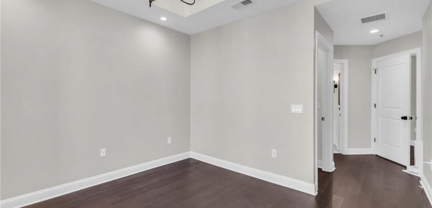 Homes for Sale in Kansas City, MO 64116 | 3810 N Mulberry Drive, Unit#301