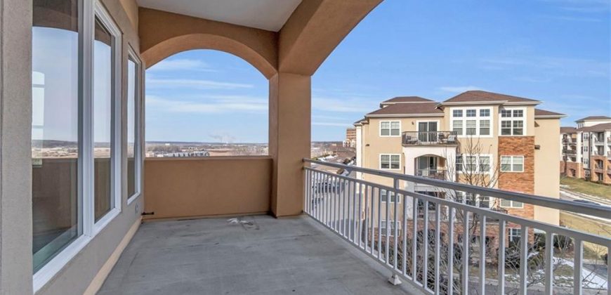 Homes for Sale in Kansas City, MO 64116 | 3810 N Mulberry Drive, Unit#301