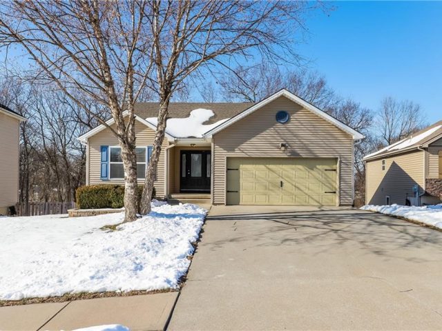 Homes for Sale in Kansas City, MO 64165 | 12322 N Wayne Avenue