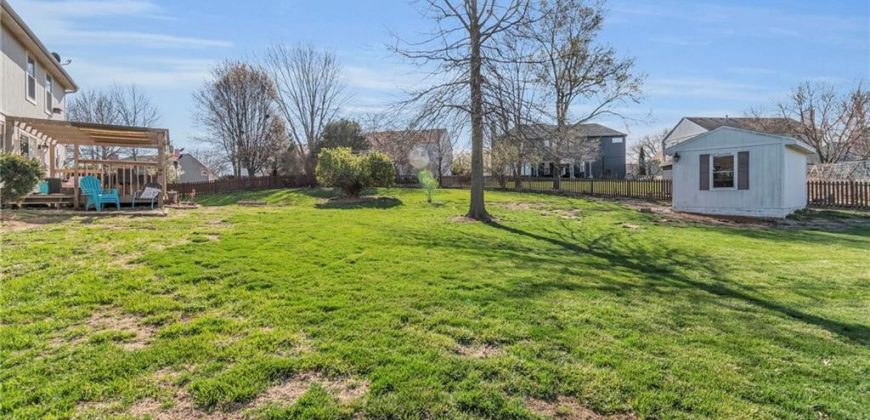 Homes for Sale in Liberty, MO 64068 | 1071  Maple Woods Court