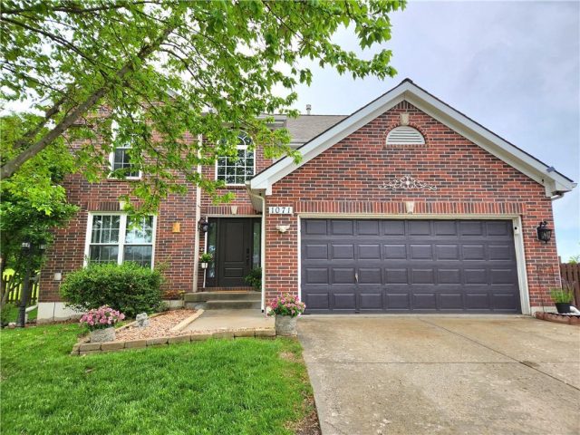 Homes for Sale in Liberty, MO 64068 | 1071  Maple Woods Court