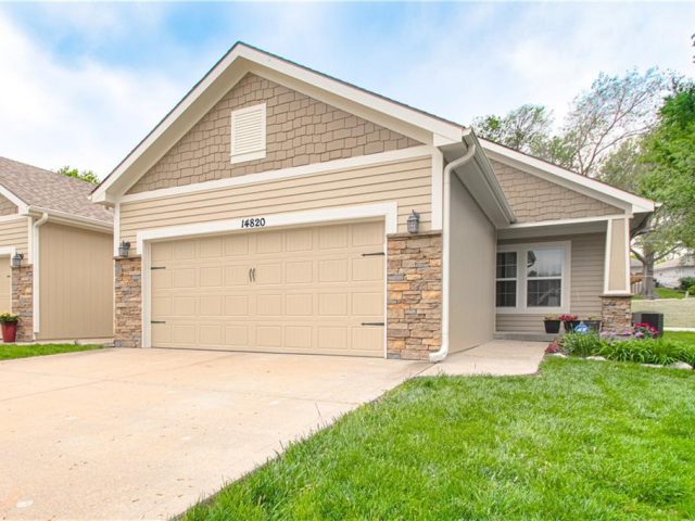 Homes for Sale in Smithville, MO 64089 | 14820  Ashmont Lane