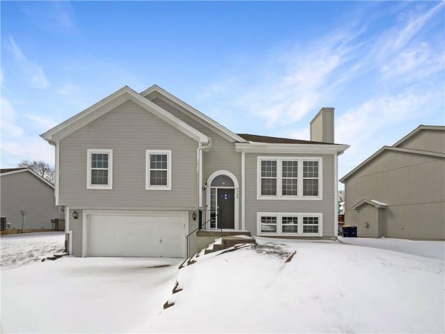 Homes for Sale in Kansas City, MO 64119 | 7722 N Norton Avenue