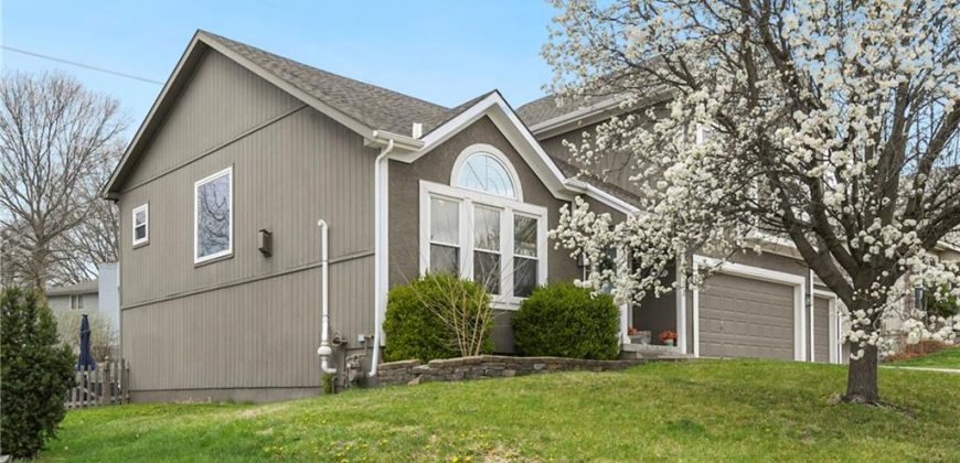 Homes for Sale in Kansas City, MO 64155 | 9712 N Highland Terrace