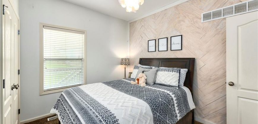 Homes for Sale in Kansas City, MO 64155 | 9712 N Highland Terrace