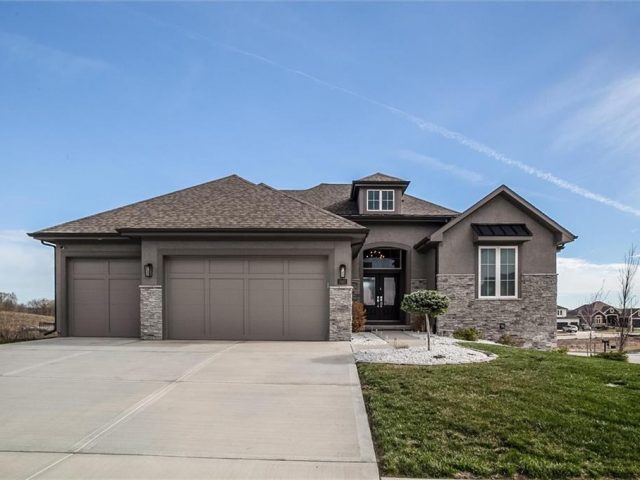 Homes for Sale in Kansas City, MO 64158 | 7962 NE 76TH Place