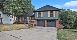 Homes for Sale in Kansas City, MO 64151 | 7401 N Amoret Avenue