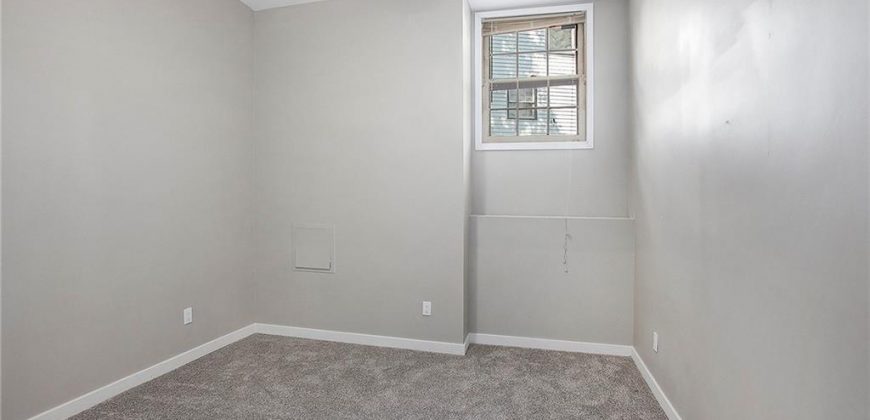 Homes for Sale in Kansas City, MO 64151 | 7401 N Amoret Avenue