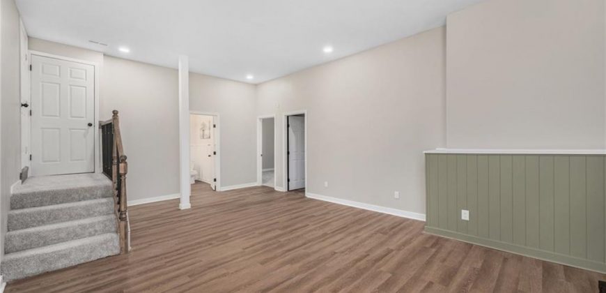 Homes for Sale in Kansas City, MO 64151 | 7401 N Amoret Avenue