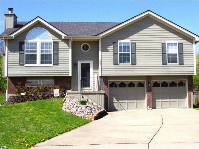 Homes for Sale in Kansas City, MO 64119 | 5001 NE 63rd Terrace