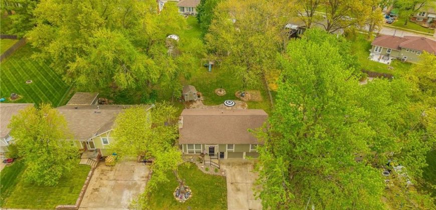 Homes for Sale in Liberty, MO 64068 | 1039  Essex Street