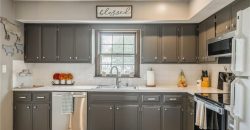 Homes for Sale in Liberty, MO 64068 | 1039  Essex Street