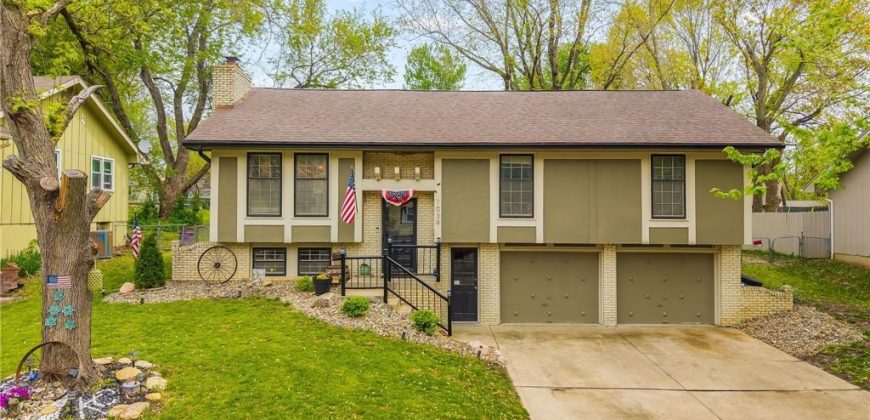 Homes for Sale in Liberty, MO 64068 | 1039  Essex Street