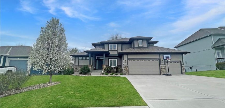 Homes for Sale in Kansas City, MO 64154 | 9308 N Chatham Avenue