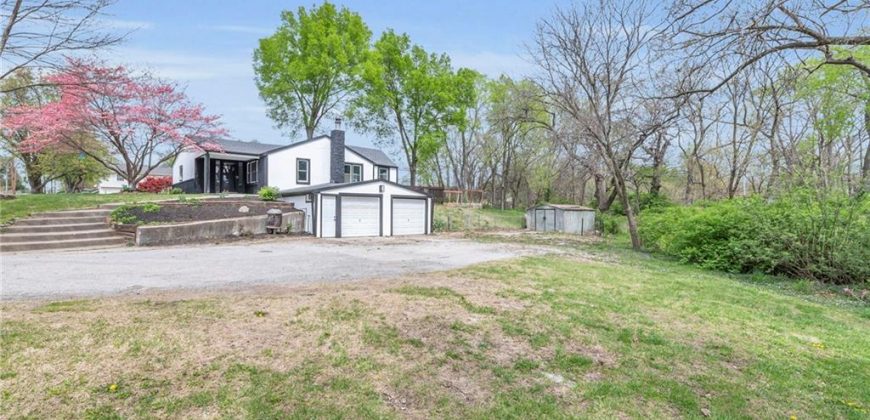 Homes for Sale in Gladstone, MO 64118 | 7209 N Troost Avenue