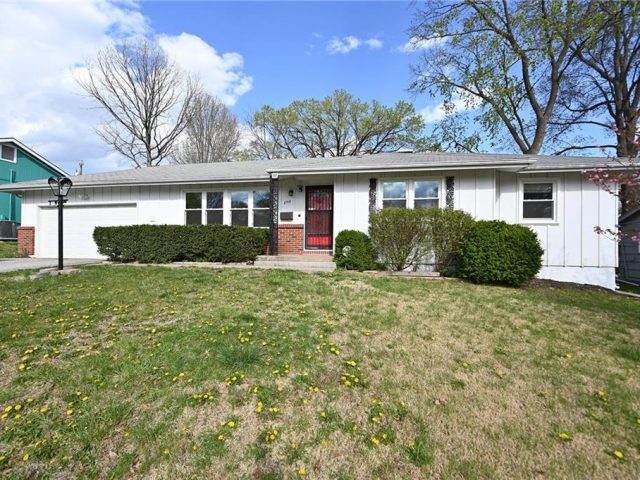 Homes for Sale in Kansas City, MO 64155 | 8719 N Charlotte Street