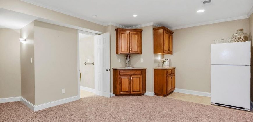 Homes for Sale in Kansas City, MO 64151 | 6113 NW 77th Street