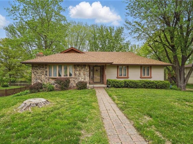 Homes for Sale in Kearney, MO 64060 | 1401 S Prospect Street