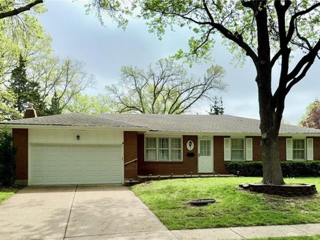 Homes for Sale in Kansas City, MO 64151 | 6919  Park Plaza Drive