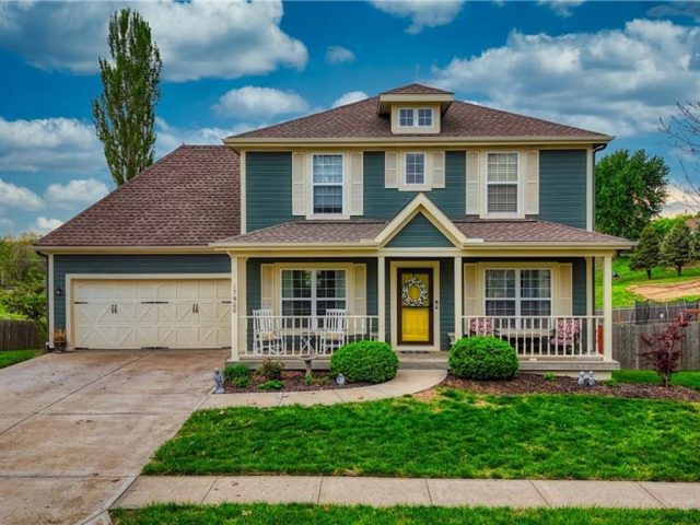 Homes for Sale in Weston, MO 64098 | 17900  Sunset Drive