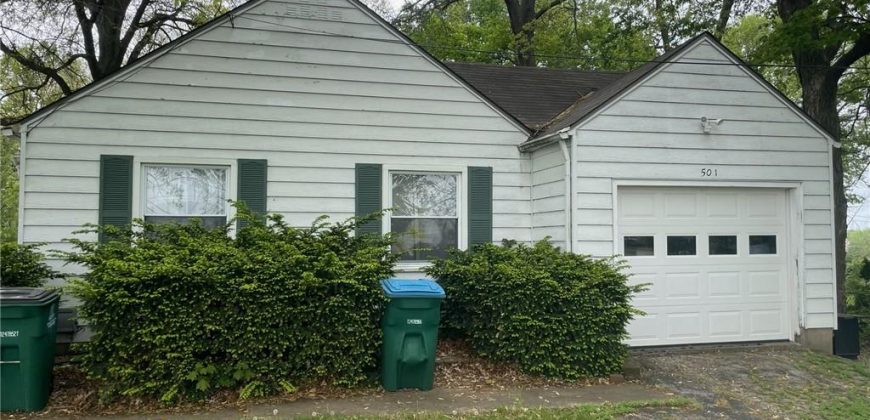Homes for Sale in Kansas City, MO 64118 | 501 NE Shady Lane Drive