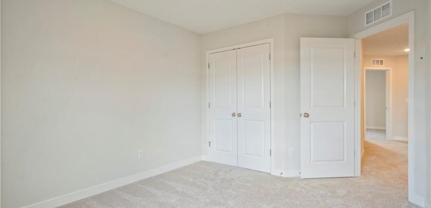 Homes for Sale in Kansas City, MO 64154 | 3000 NW 95th Terrace