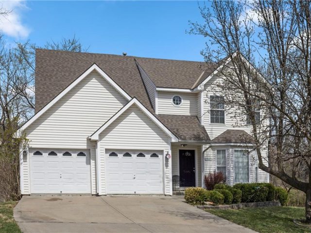 Homes for Sale in Kansas City, MO 64118 | 7817 N Liberty Street