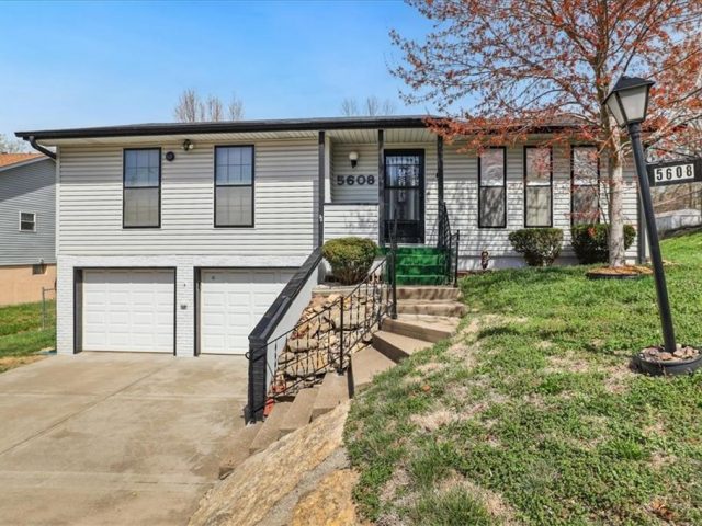Homes for Sale in Kansas City, MO 64119 | 5608 NE 50th Street