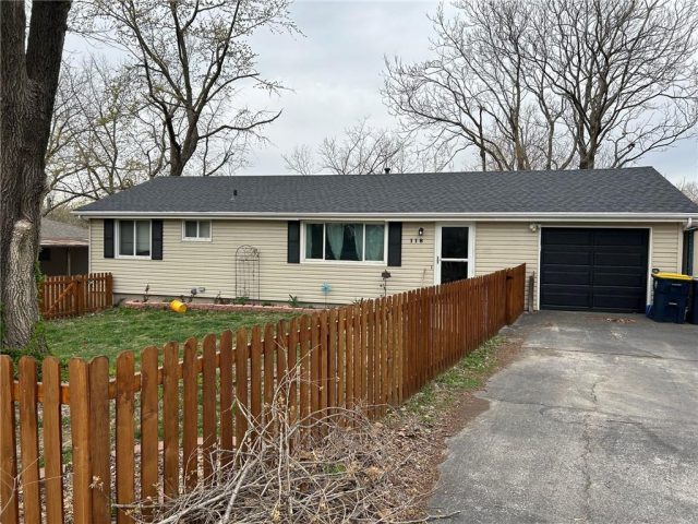 Homes for Sale in Kansas City, MO 64116 | 118 NE Hill Street