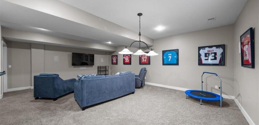 Homes for Sale in Kansas City, MO 64157 | 9000 N Oxford Avenue