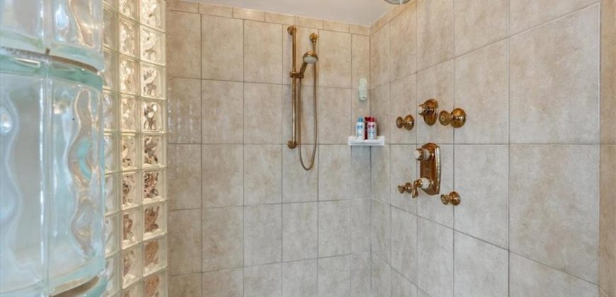 Homes for Sale in Kansas City, MO 64116 | 4405 N Hickory Lane