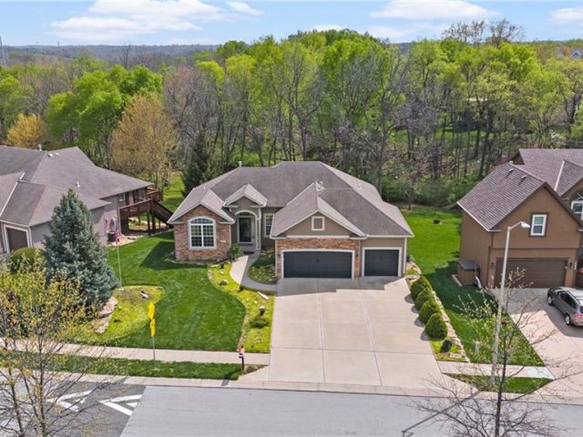 Homes for Sale in Kansas City, MO 64155 | 1509 NE 94th Street